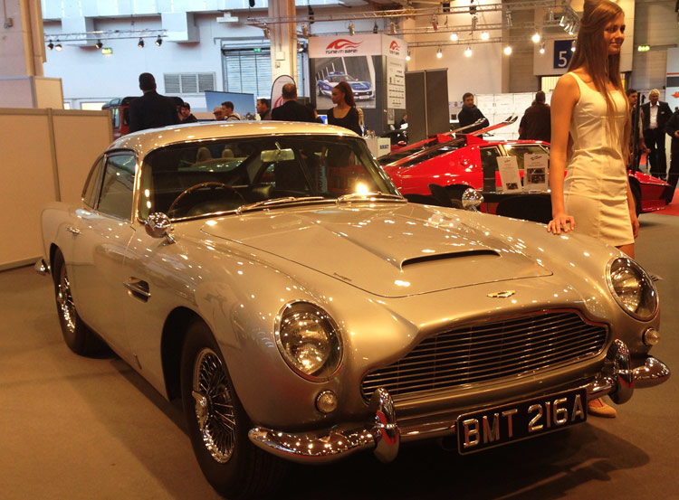 Aston Martin DB5 aus James Bond Film